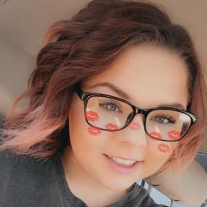 Meet your Posher, Macey